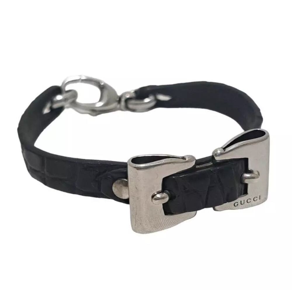 611. Gucci Leather Bow Bracelet with Sterling Silver Detail
